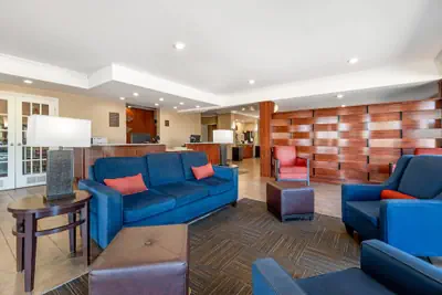 Photo 3 - Comfort Suites Elizabethtown