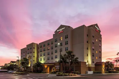 Photo 2 - Residence Inn by Marriott Orlando Airport