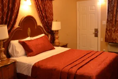 Photo 3 - Travel Inn And Suites