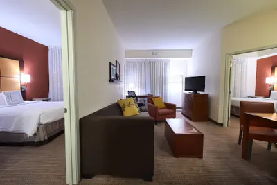 Photo 4 - Residence Inn Marriott Airport