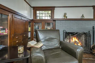 Photo 4 - Craftsman Inn