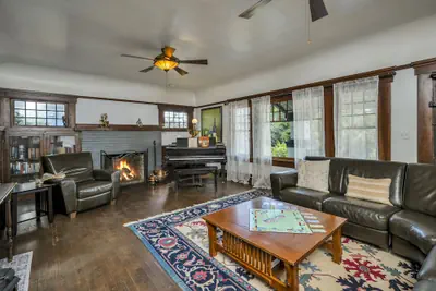 Photo 5 - Craftsman Inn