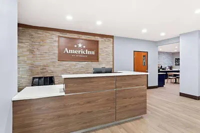 Photo 3 - AmericInn by Wyndham New Braunfels
