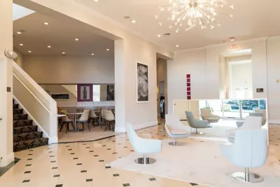 Photo 5 - The Point Hotel & Suites