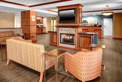 Photo 4 - Hampton Inn Coldwater