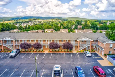 Photo 2 - Affordable Corporate Suites Christiansburg