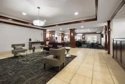 Photo 5 - La Quinta Inn & Suites by Wyndham Savannah Airport - Pooler