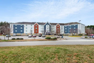Photo 2 - Candlewood Suites Chesapeake by IHG
