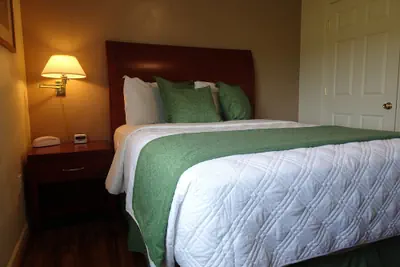 Photo 4 - Affordable Corporate Suites of Salem