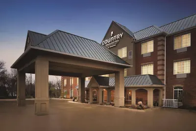 Photo 2 - Country Inn & Suites by Radisson, Valparaiso, IN