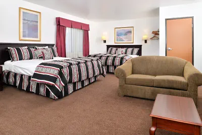 Photo 3 - Americas Best Value Inn Pasadena Arcadia
