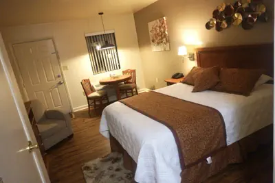 Photo 3 - Affordable Corporate Suites - Lanford
