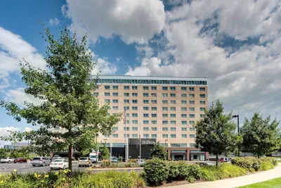 Photo 2 - Hilton Minneapolis/Bloomington