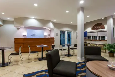 Photo 3 - Microtel Inn & Suites by Wyndham Port Charlotte/Punta Gorda