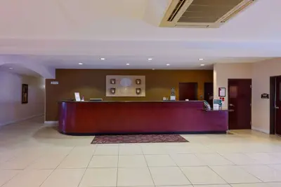 Photo 3 - Comfort Suites University