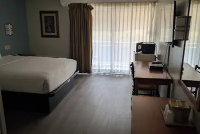 Photo 2 - Crystal Inn Neptune