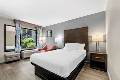Photo 5 - SureStay Plus Hotel by Best Western Southern Pines Pinehurst