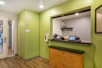 Photo 4 - Extended Stay America Select Suites - Pensacola - Northwest