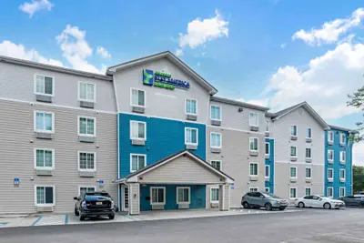 Photo 2 - Extended Stay America Select Suites - Pensacola - Northwest