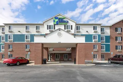 Photo 2 - Extended Stay America Select Suites - Indianapolis - Plainfield
