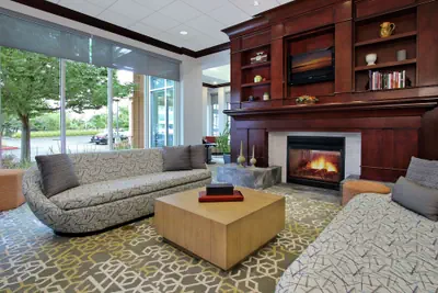 Photo 5 - Hilton Garden Inn Sonoma County Airport