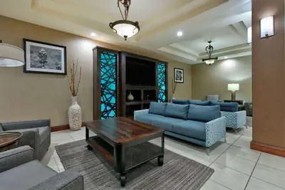 Photo 4 - Baymont Inn & Suites by Wyndham Glen Rose