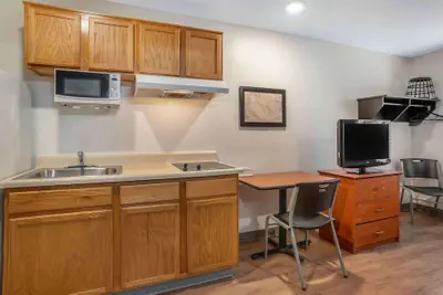 Photo 4 - Extended Stay America Select Suites - Tallahassee - East