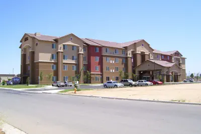 Photo 2 - Hampton Inn & Suites Bakersfield North-Airport