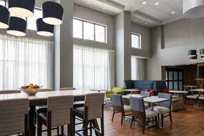 Photo 3 - Hampton Inn & Suites West Bend
