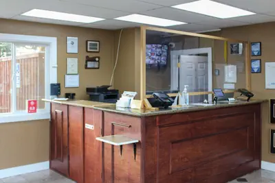 Photo 5 - Rodeway Inn Medford South I-5