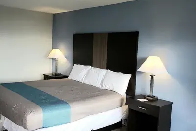 Photo 4 - Econo Lodge Mineral Wells