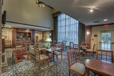 Photo 4 - Staybridge Suites Austin Airport by IHG