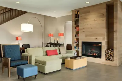 Photo 3 - Country Inn & Suites by Radisson, Kansas City at Village West, KS