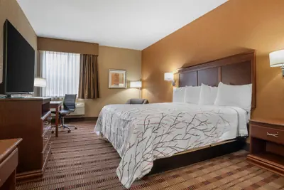 Photo 5 - Best Western Plaquemine Inn