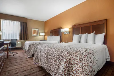 Photo 2 - Best Western Plaquemine Inn