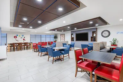 Photo 5 - Holiday Inn Express Mt. Juliet by IHG