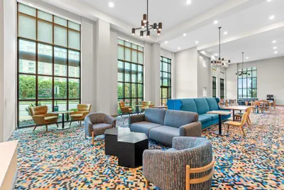 Photo 3 - Hampton Inn & Suites National Harbor - Alexandria Area