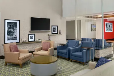 Photo 4 - Hampton Inn & Suites National Harbor - Alexandria Area