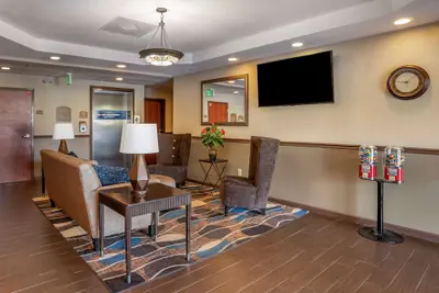 Photo 4 - Best Western Troy Inn