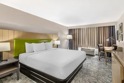 Photo 5 - Country Inn & Suites by Radisson, Petersburg, VA