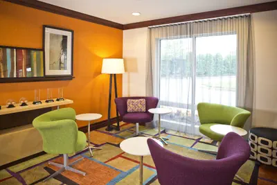 Photo 5 - Fairfield Inn & Suites by Marriott White Marsh