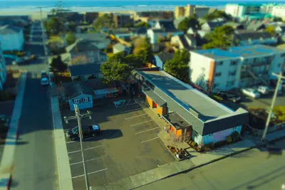 Photo 2 - City Centre Motel by OYO