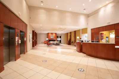 Photo 4 - Holiday Inn Winchester Se-Historic Gateway by IHG