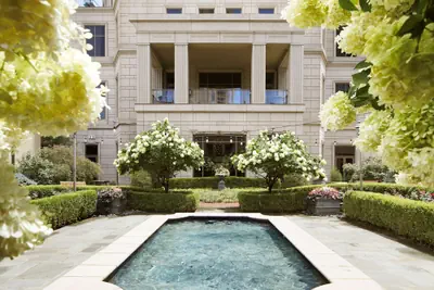 Photo 2 - Waldorf Astoria Atlanta Buckhead