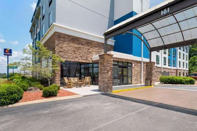 Photo 2 - Comfort Suites Kodak Sevierville