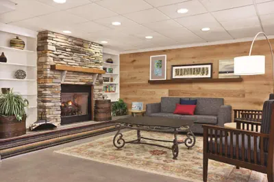 Photo 3 - Country Inn & Suites by Radisson, Wytheville, VA
