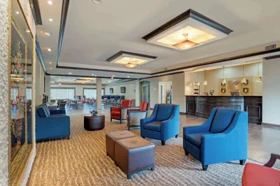 Photo 3 - Comfort Suites Alexandria North