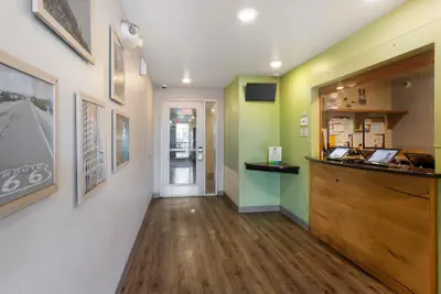 Photo 4 - Extended Stay America Select Suites - Phoenix - West