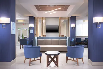 Photo 4 - Holiday Inn Express Hotel & Suites Chattanooga Downtown by IHG
