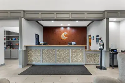 Photo 3 - Comfort Inn & Suites Schulenburg